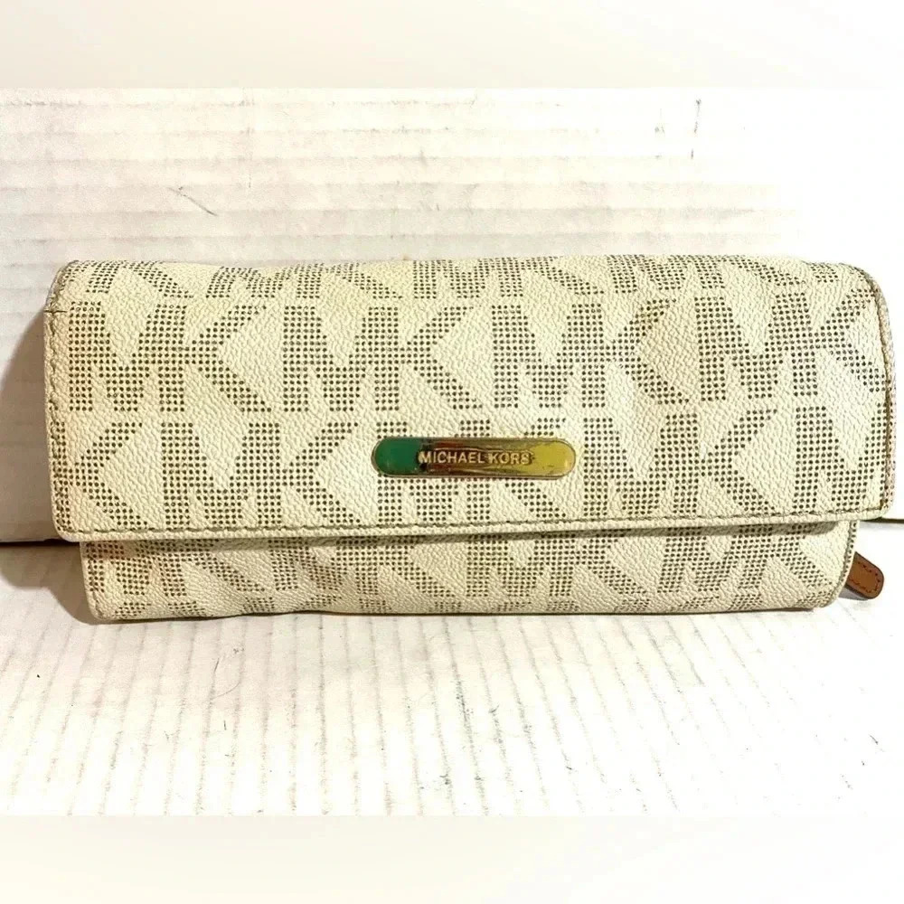 Michael Kors Mk Signature Print Canvas Wallet - image 1